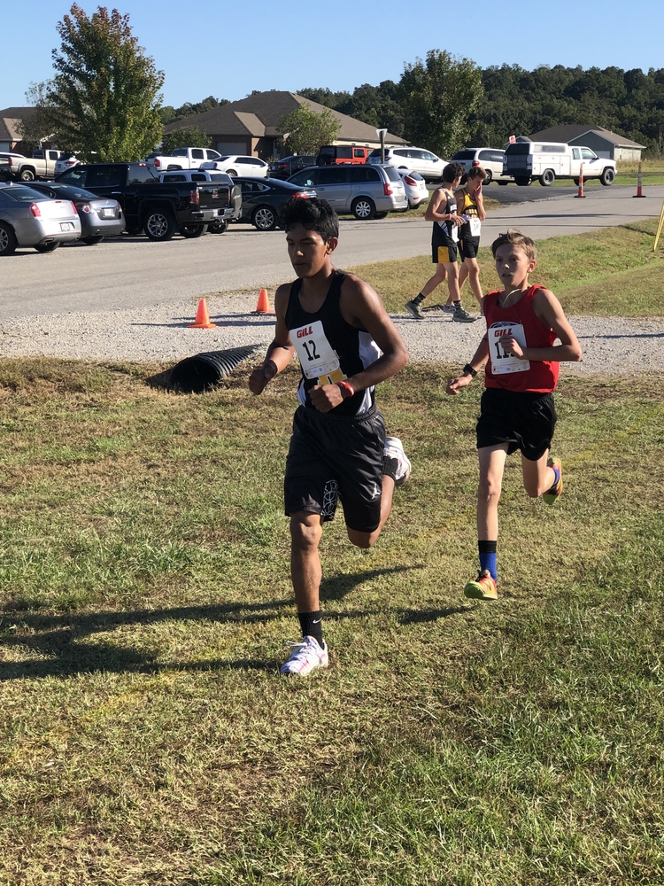 Junior High Cross Country competes at Pleasant Hope Invitational