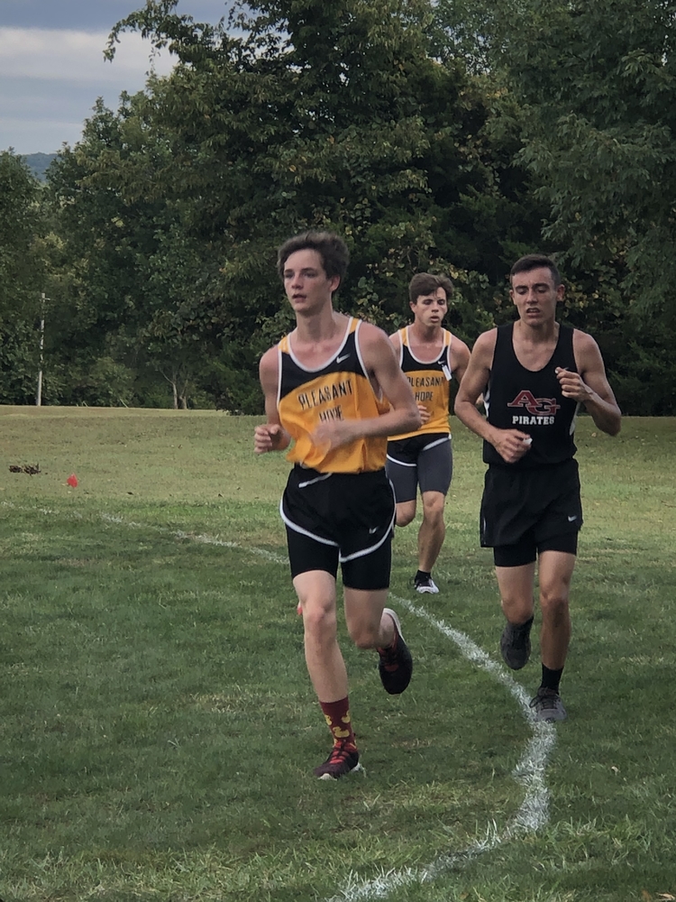 High School Cross Country Runners compete at Stockton Invitational